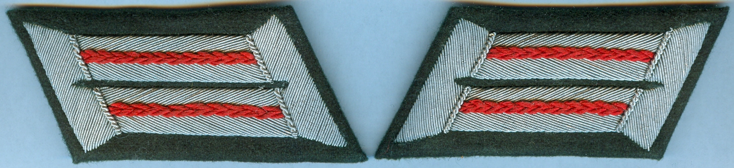 Heer Officer Collar Tabs - Artillery - Red