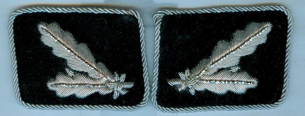 SS Oberfuhrer Bullion Collar Tabs