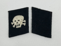 Totenkopf EM/NCO Vertical Collar Tabs